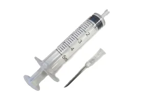 מזרק פלסטיק 5 מ"ל עם מחט - CIG